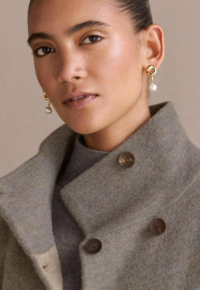 Twist earrings, Gold, completeTheLook