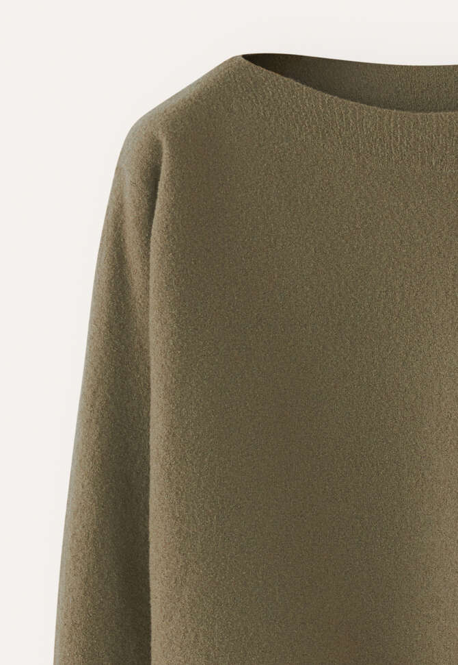 Boxy sweater, Moss green, completeTheLook