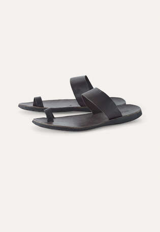 Toe-strap sandals, Dark brown, webstill