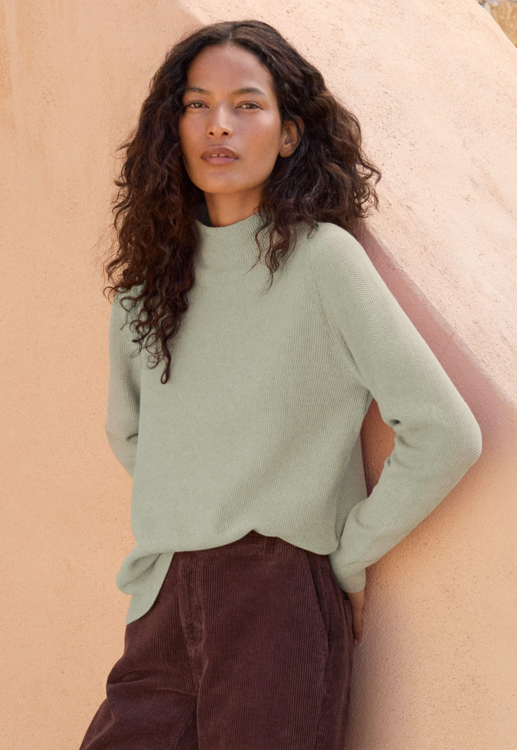 Round-neck sweater