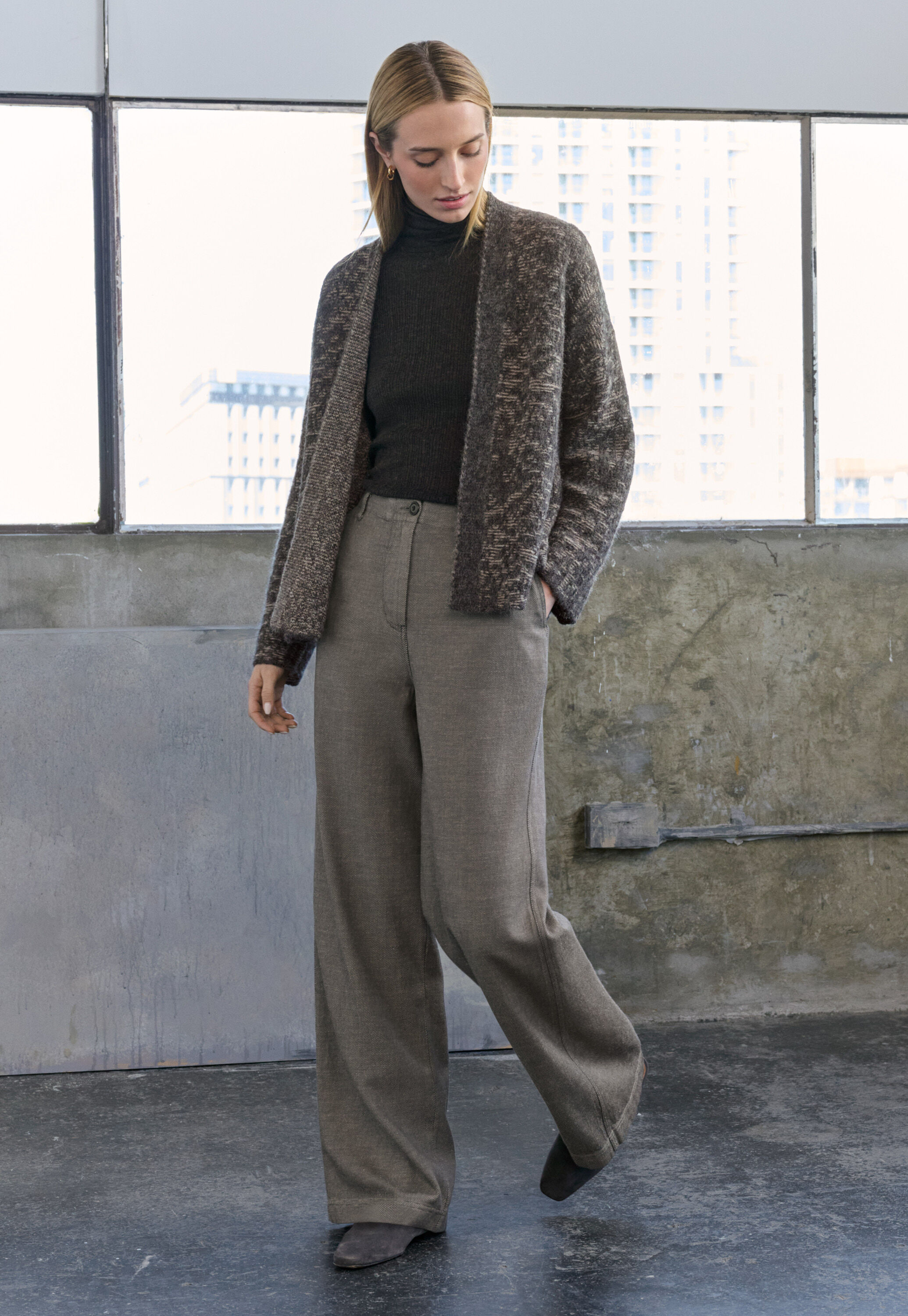 Straight-leg trousers, Soft charcoal, large