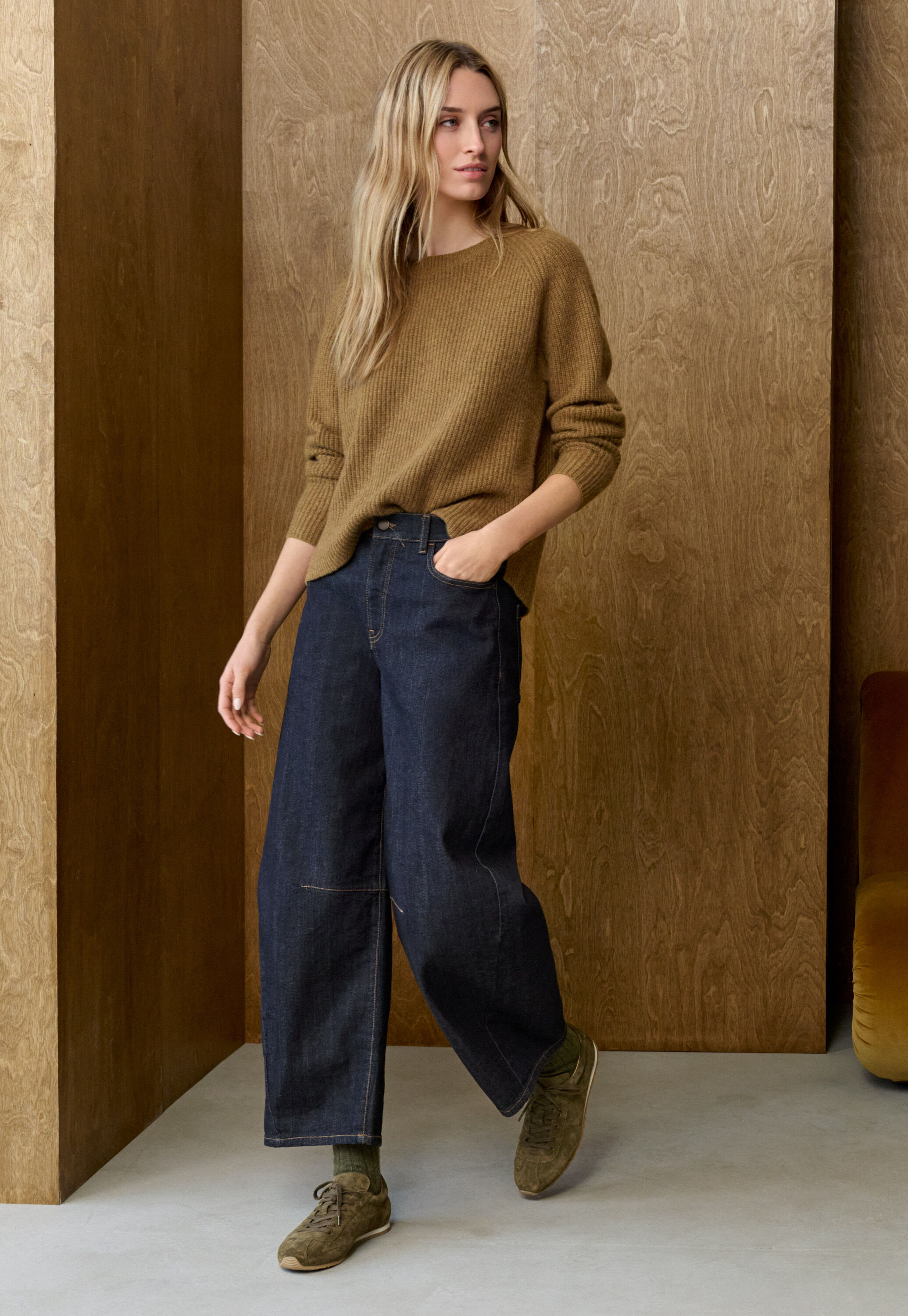 Raglan-sleeve blouse