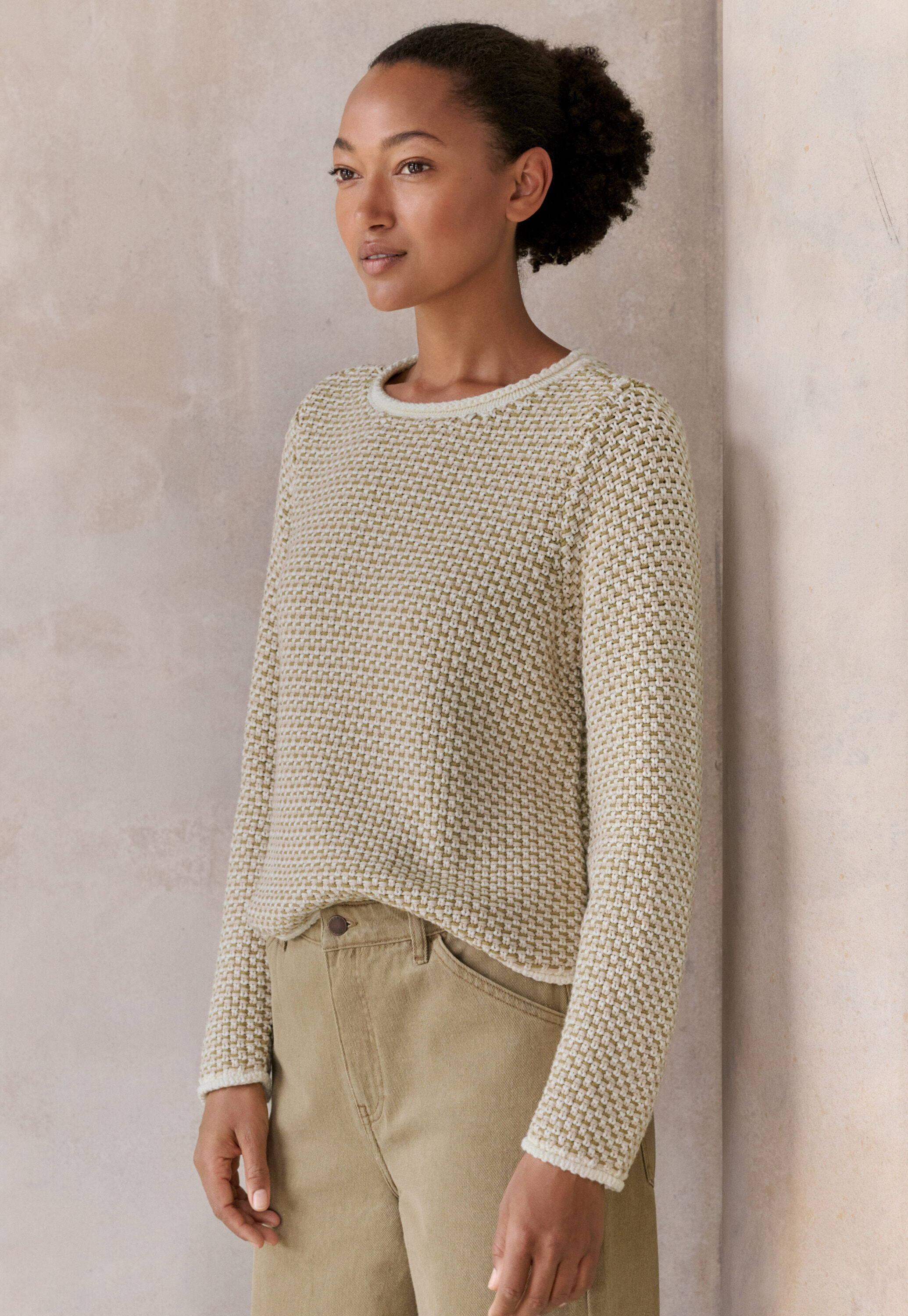 Barrel-leg trousers
