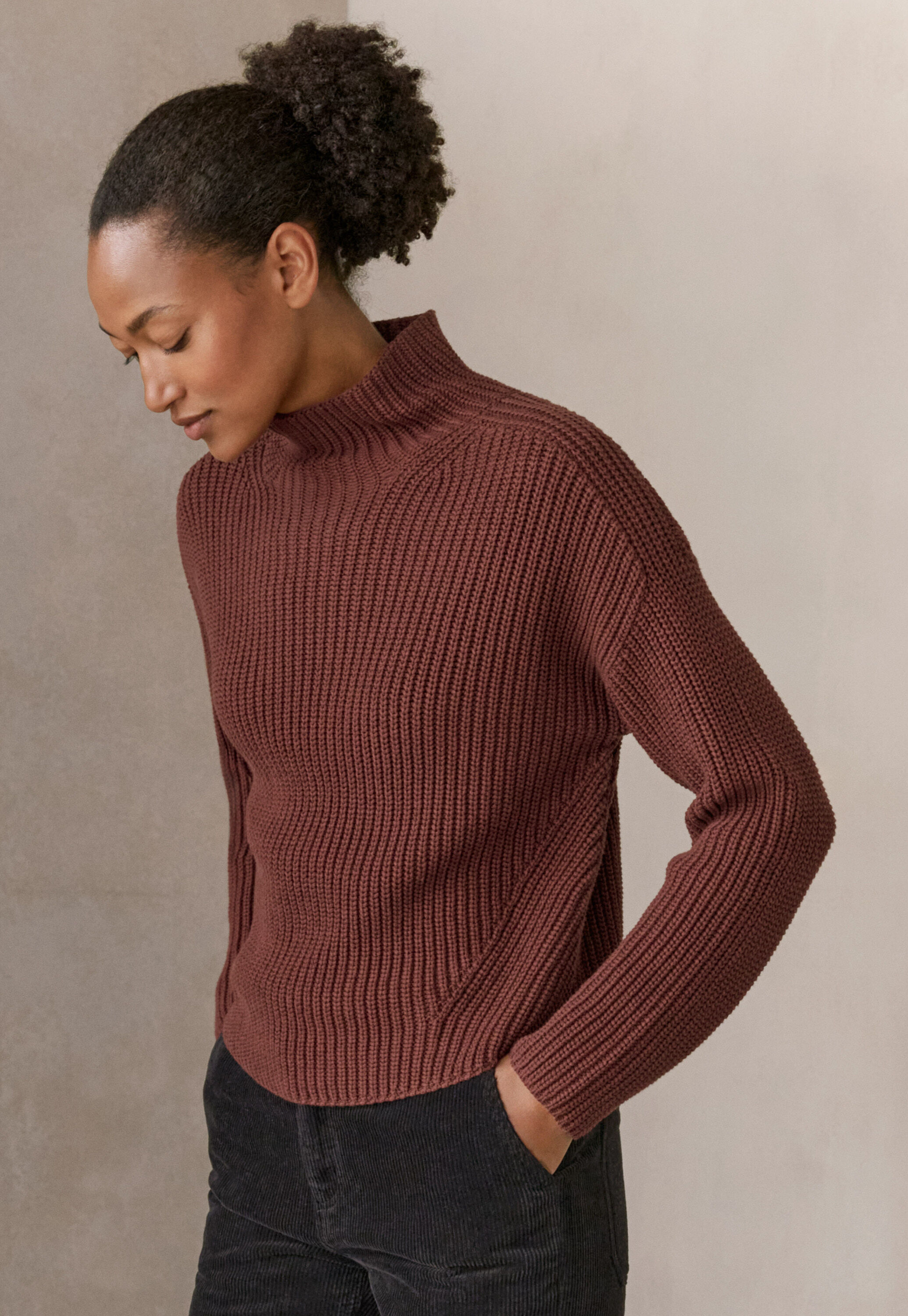 Round-neck sweater