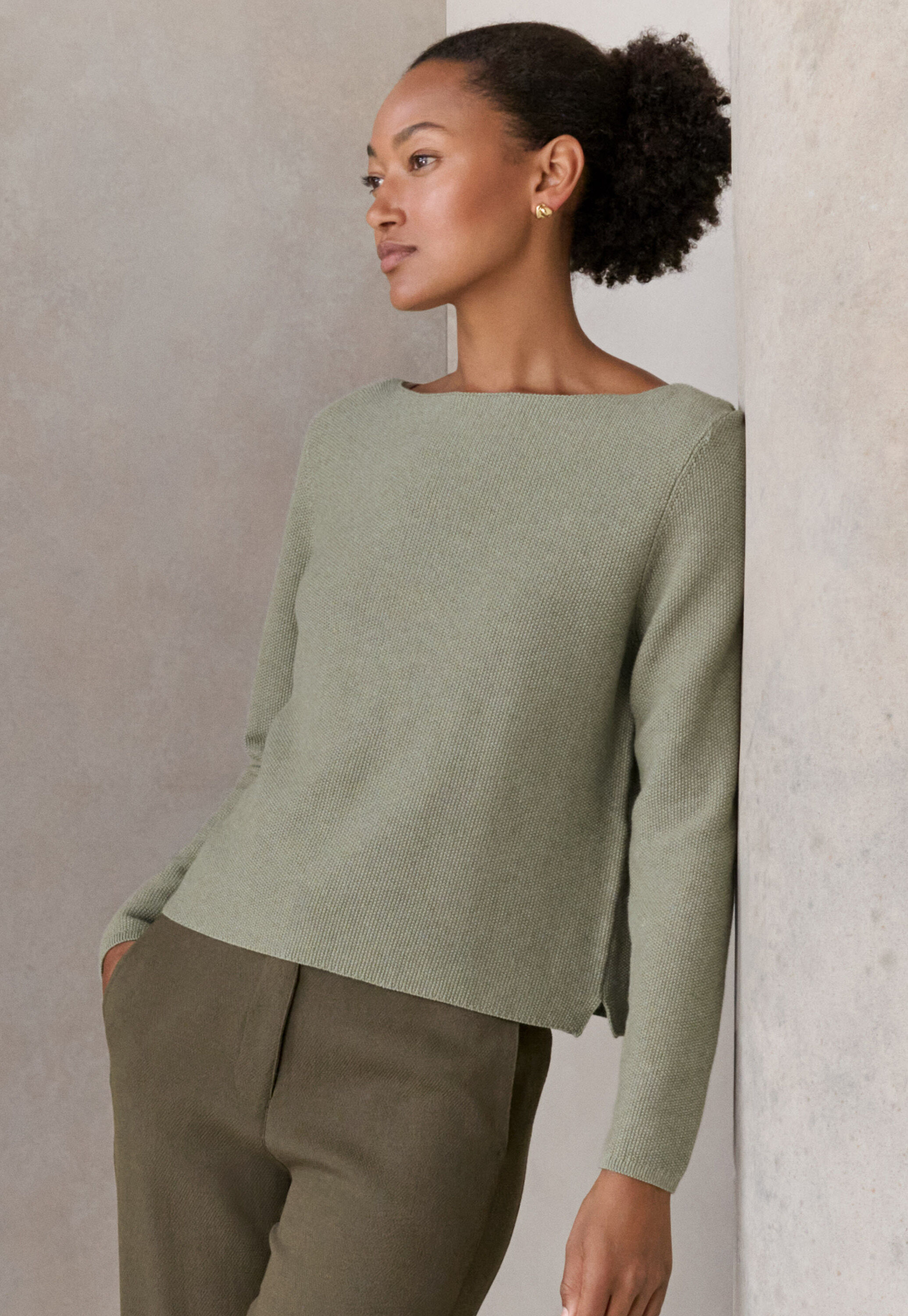 Round-neck sweater