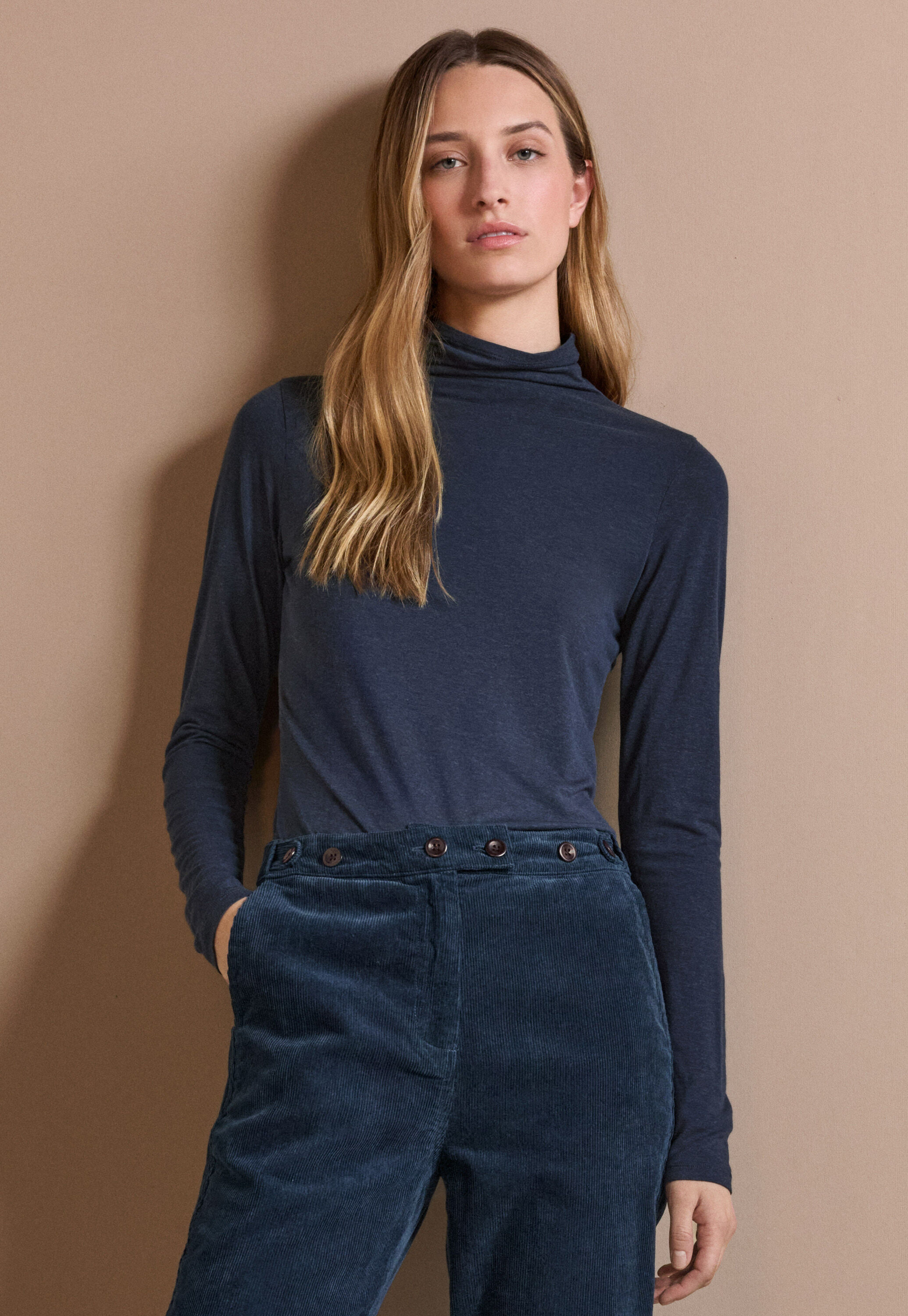 Collared cardigan
