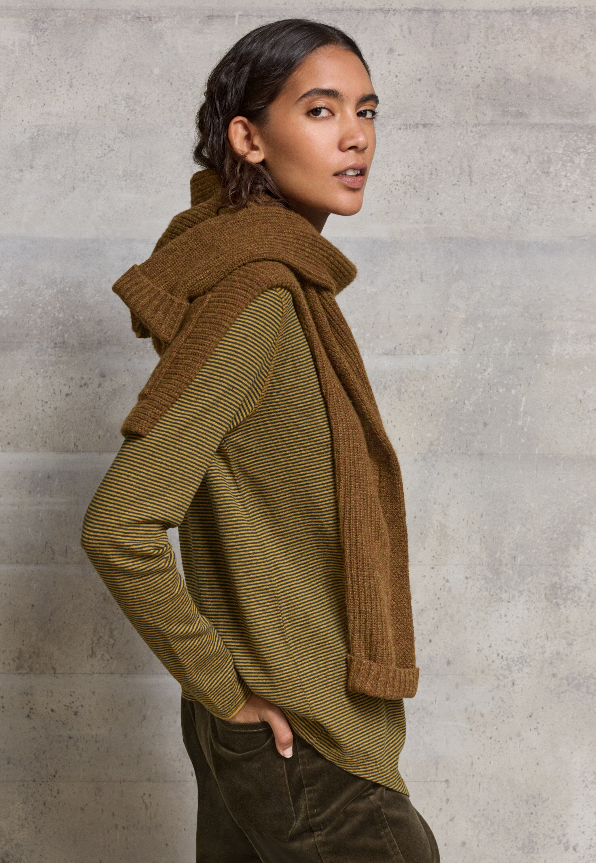 Collared cardigan
