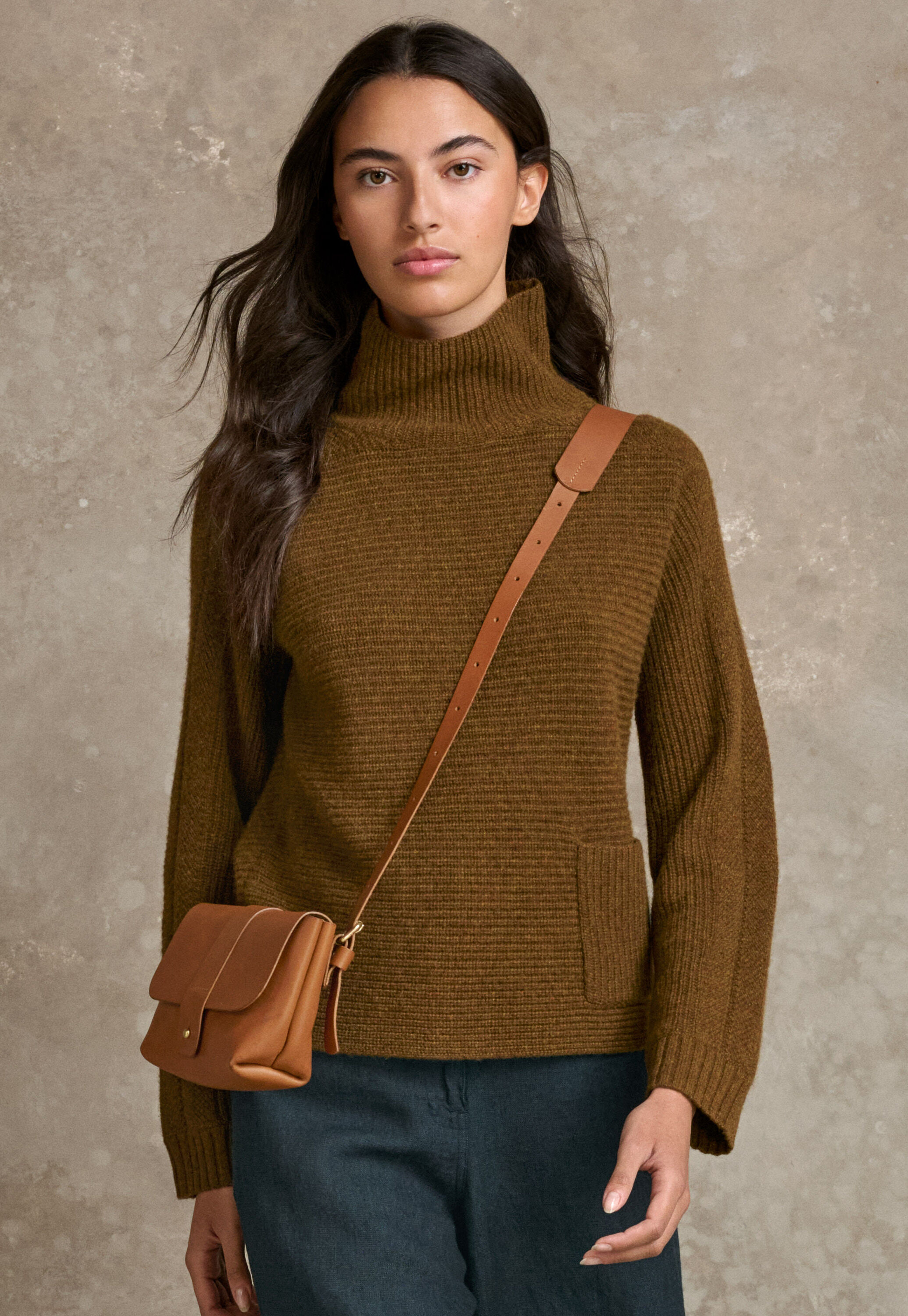 Round-neck sweater