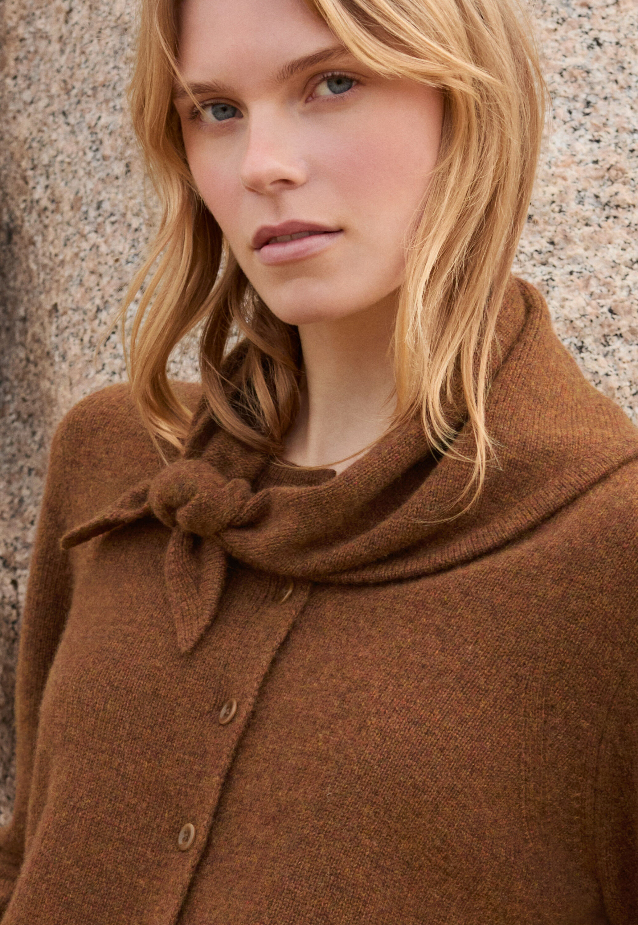 Triangle scarf