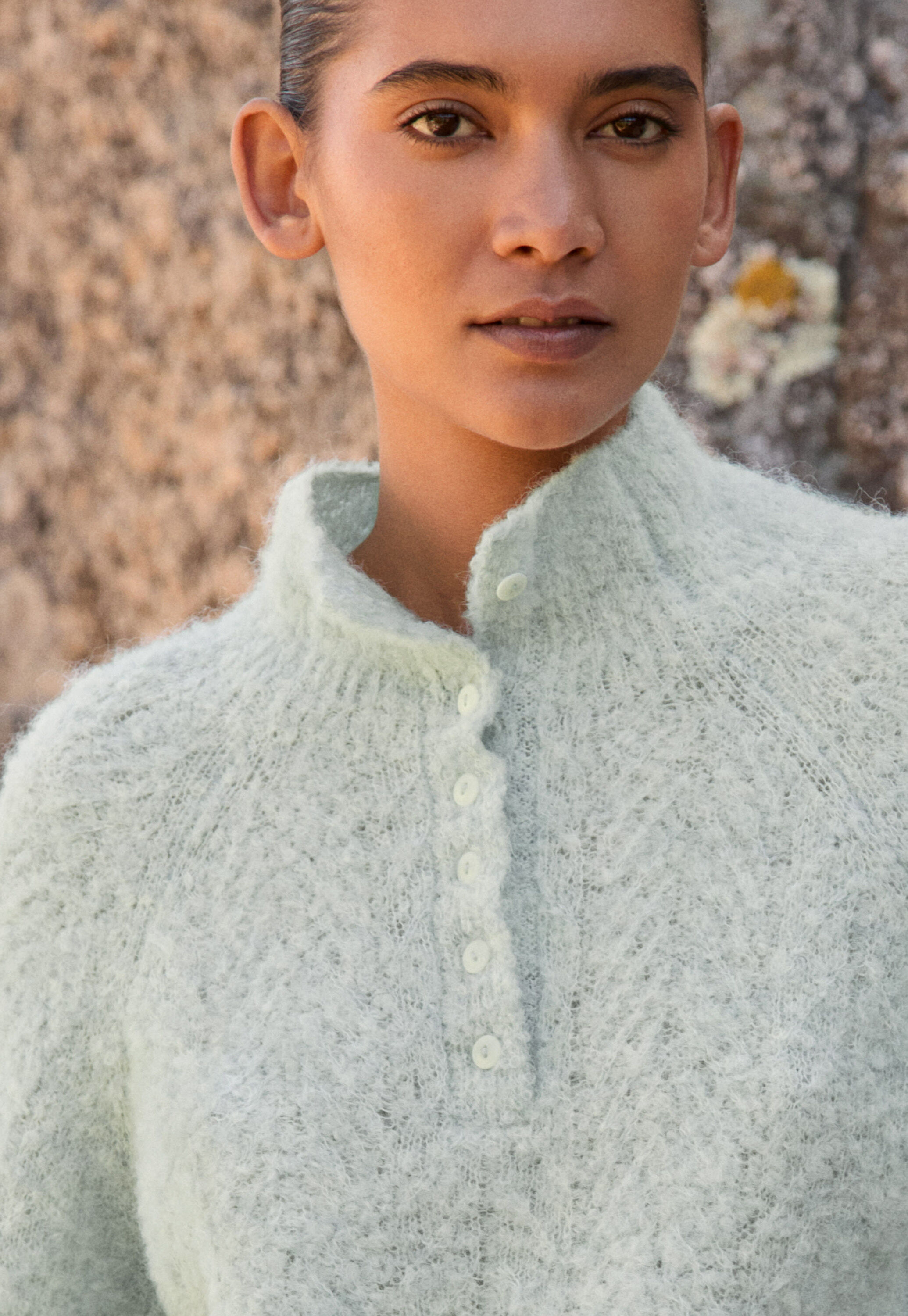 Button-neck sweater