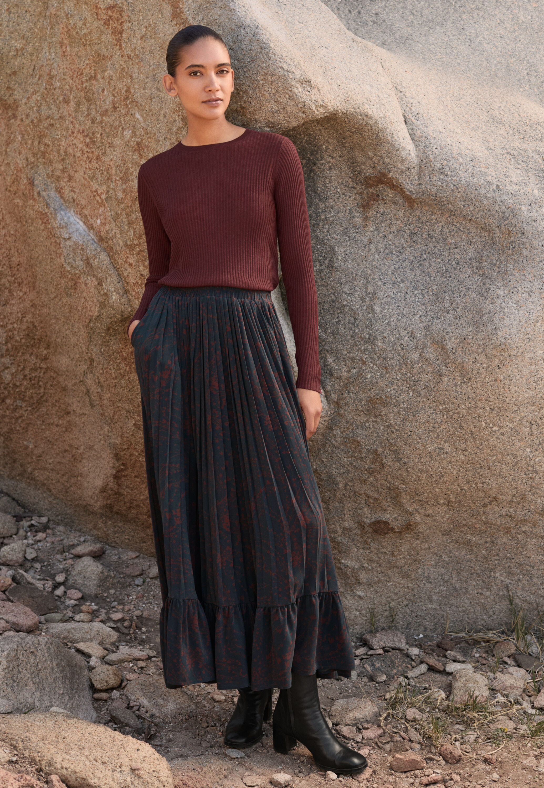 Printed skirt with fluted hem