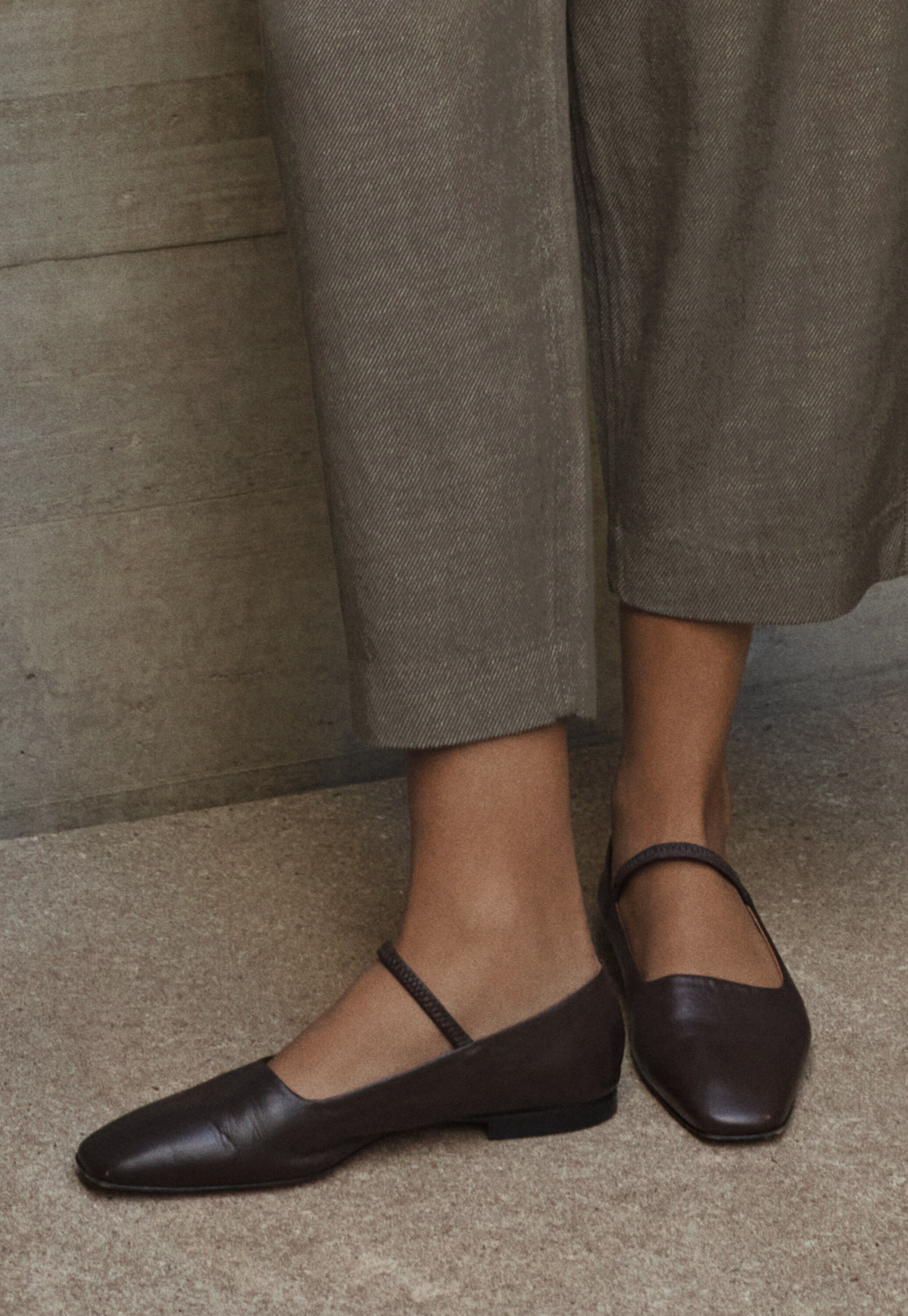 Mary Jane pumps
