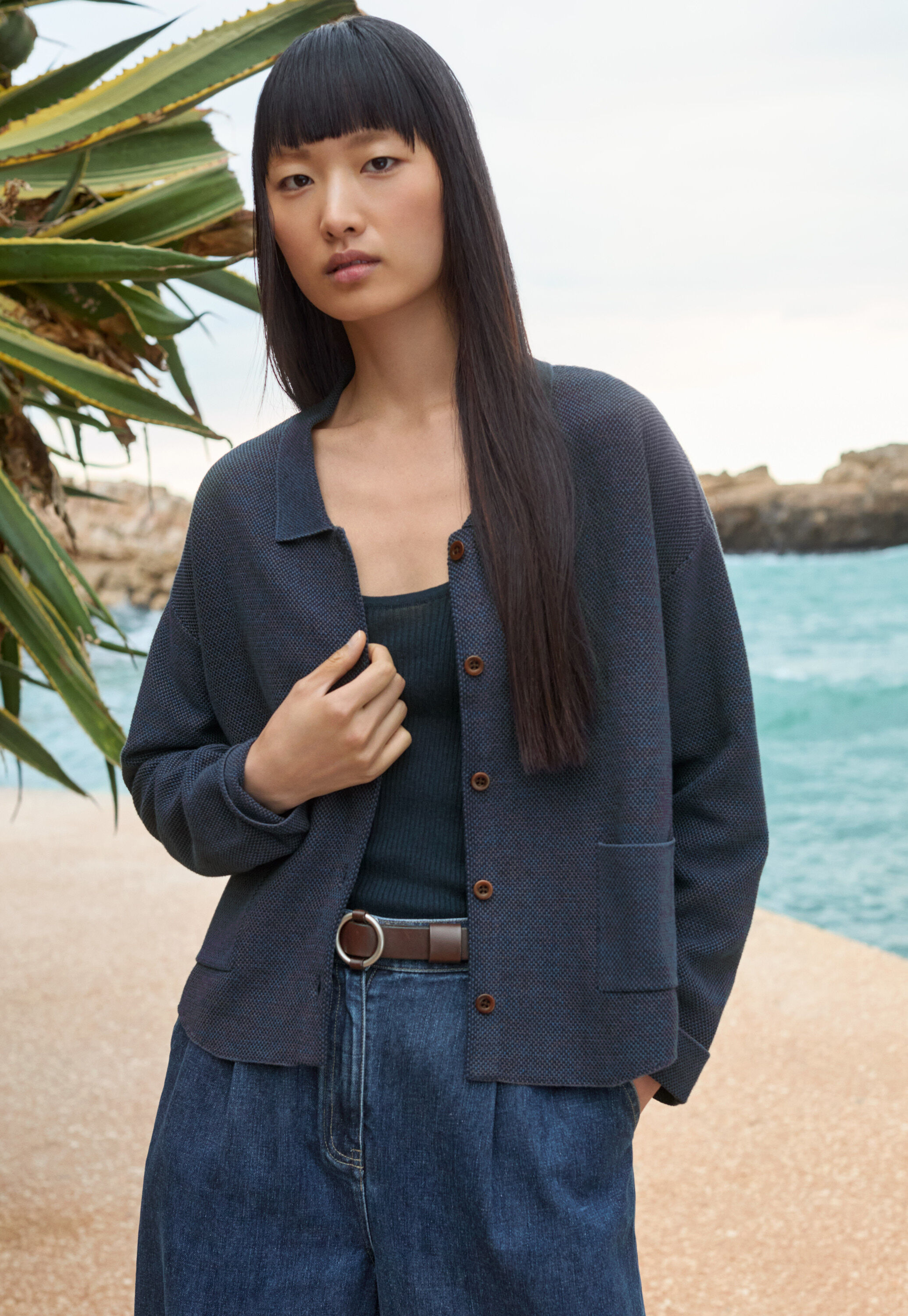 Collared cardigan
