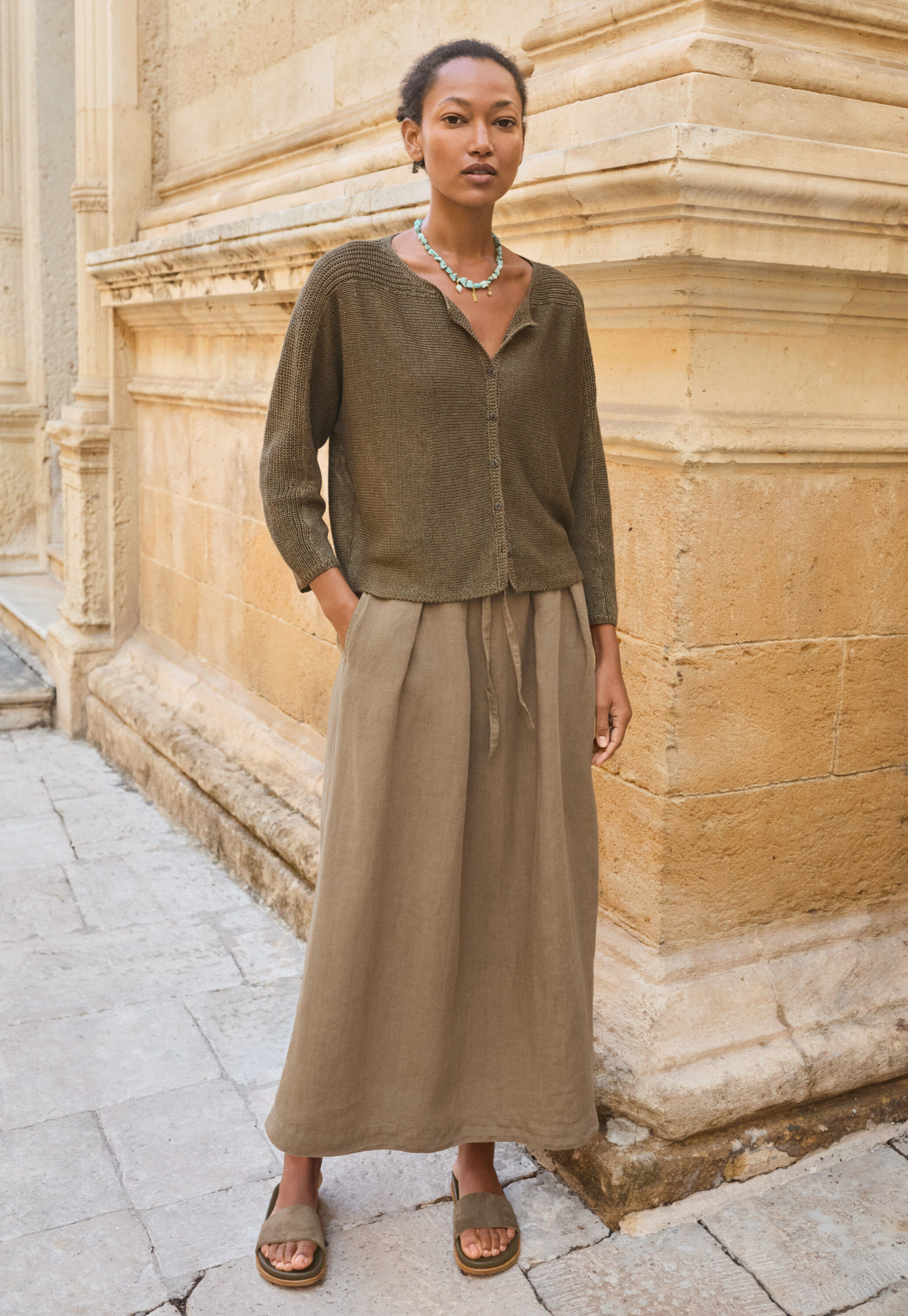 Pleat-detail skirt