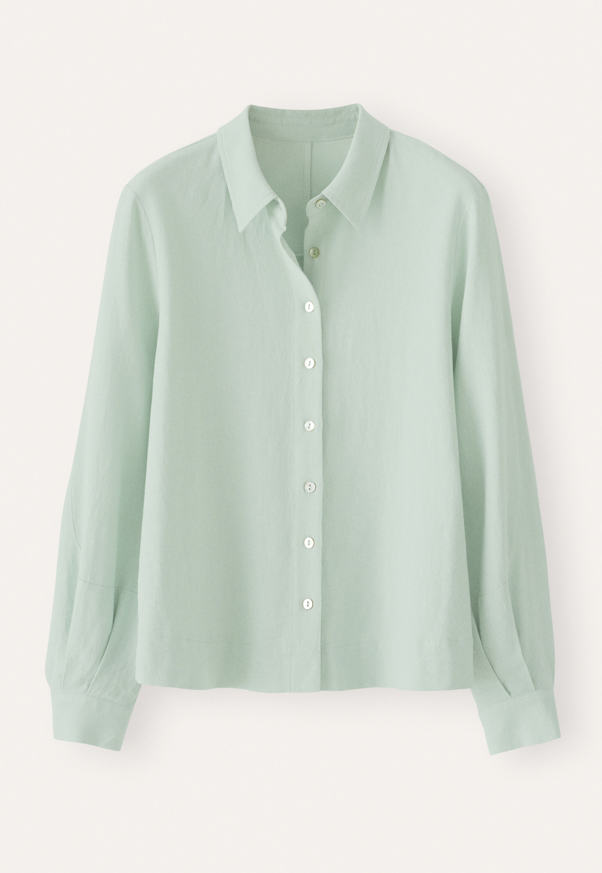 Curved-sleeve blouse