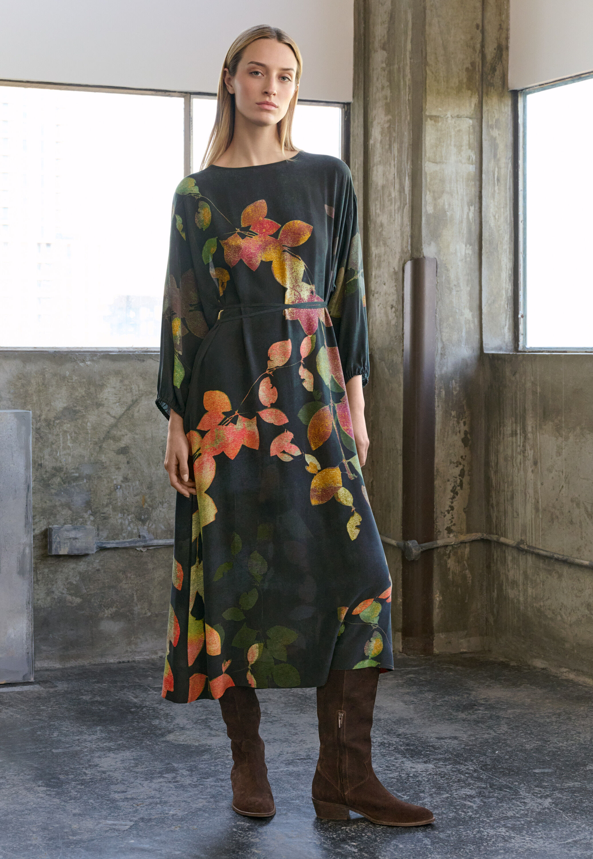 Printed dress with ties