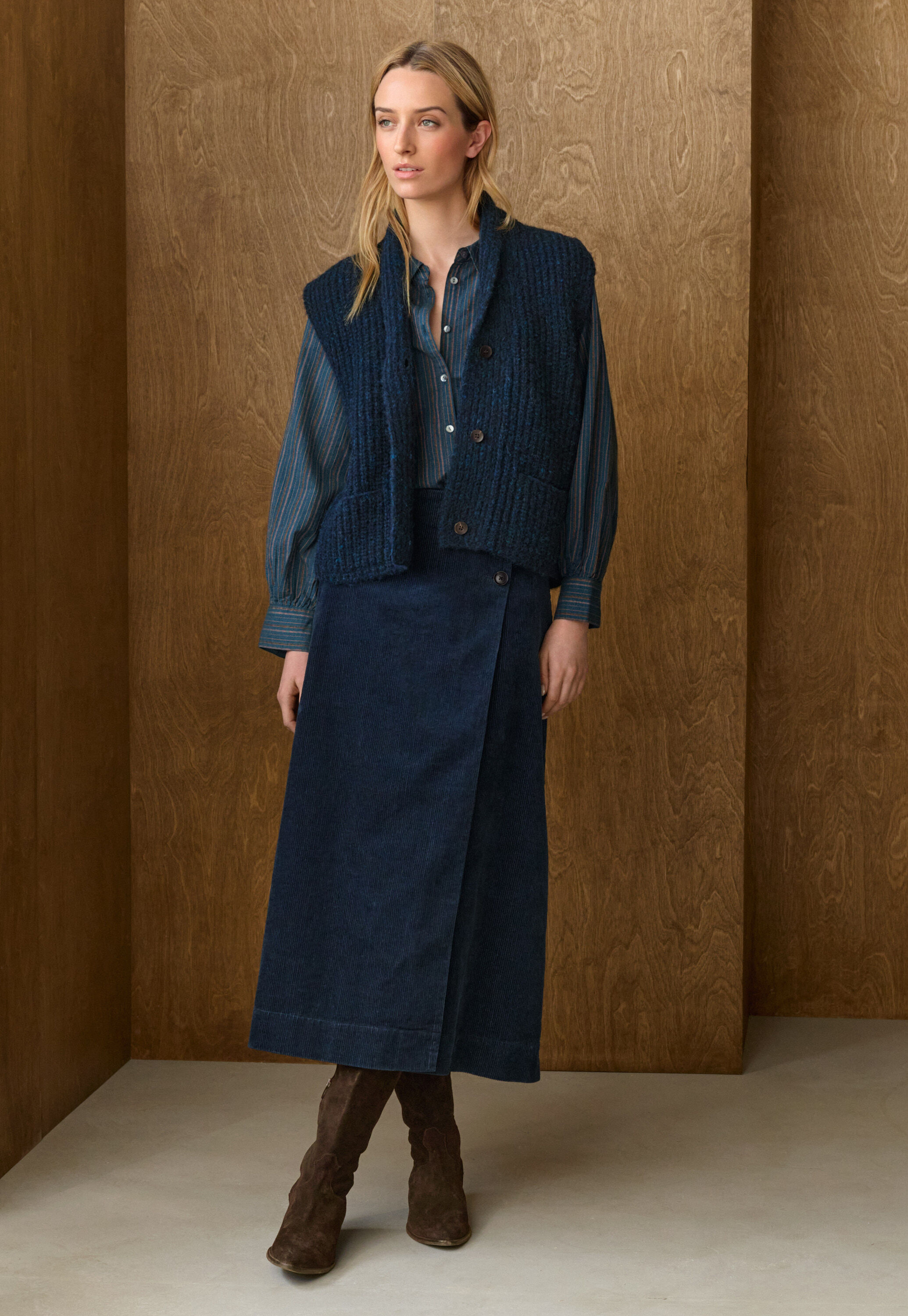 Shawl-collar cardigan