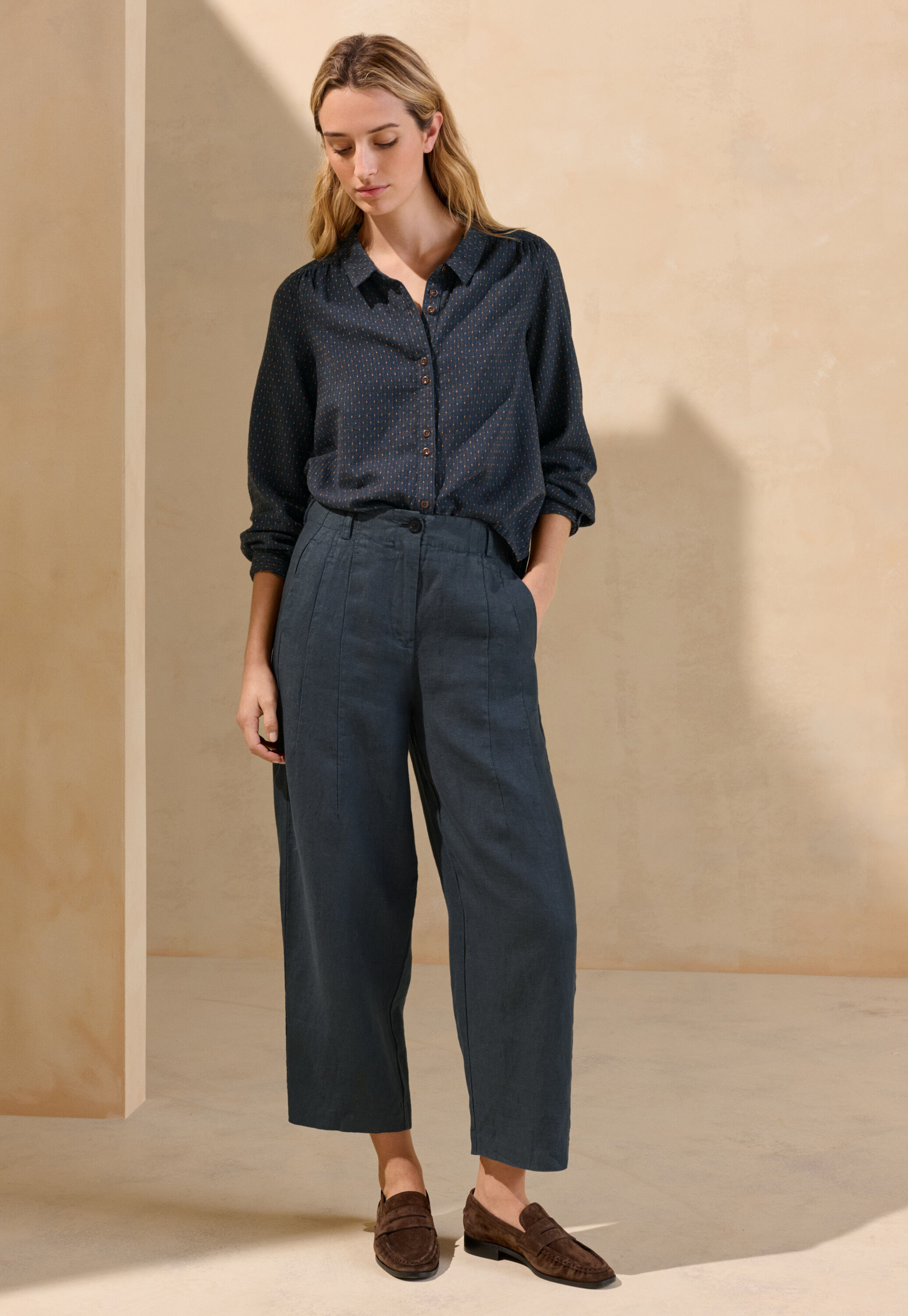 Dart-detail trousers