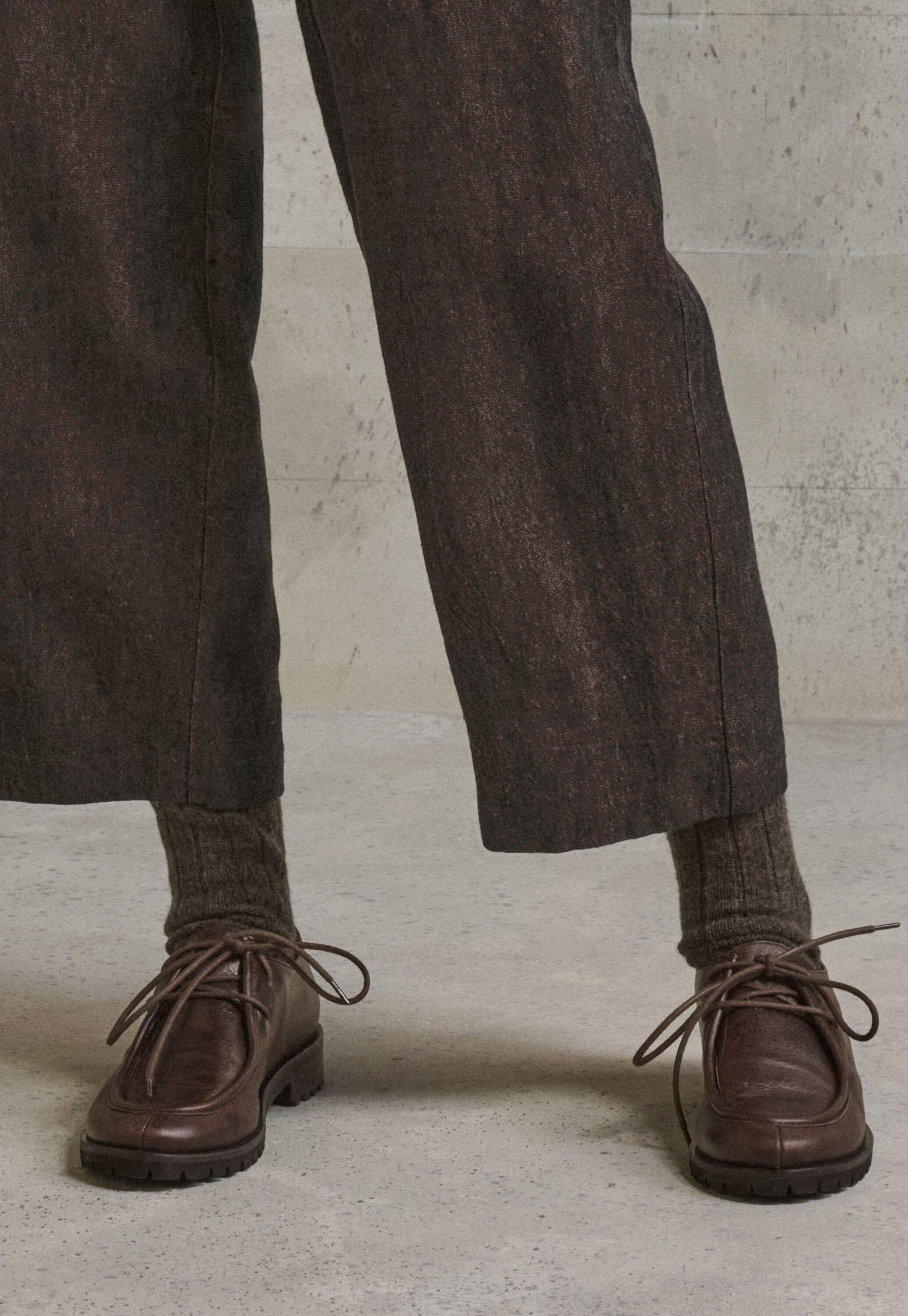 Lace-up shoes