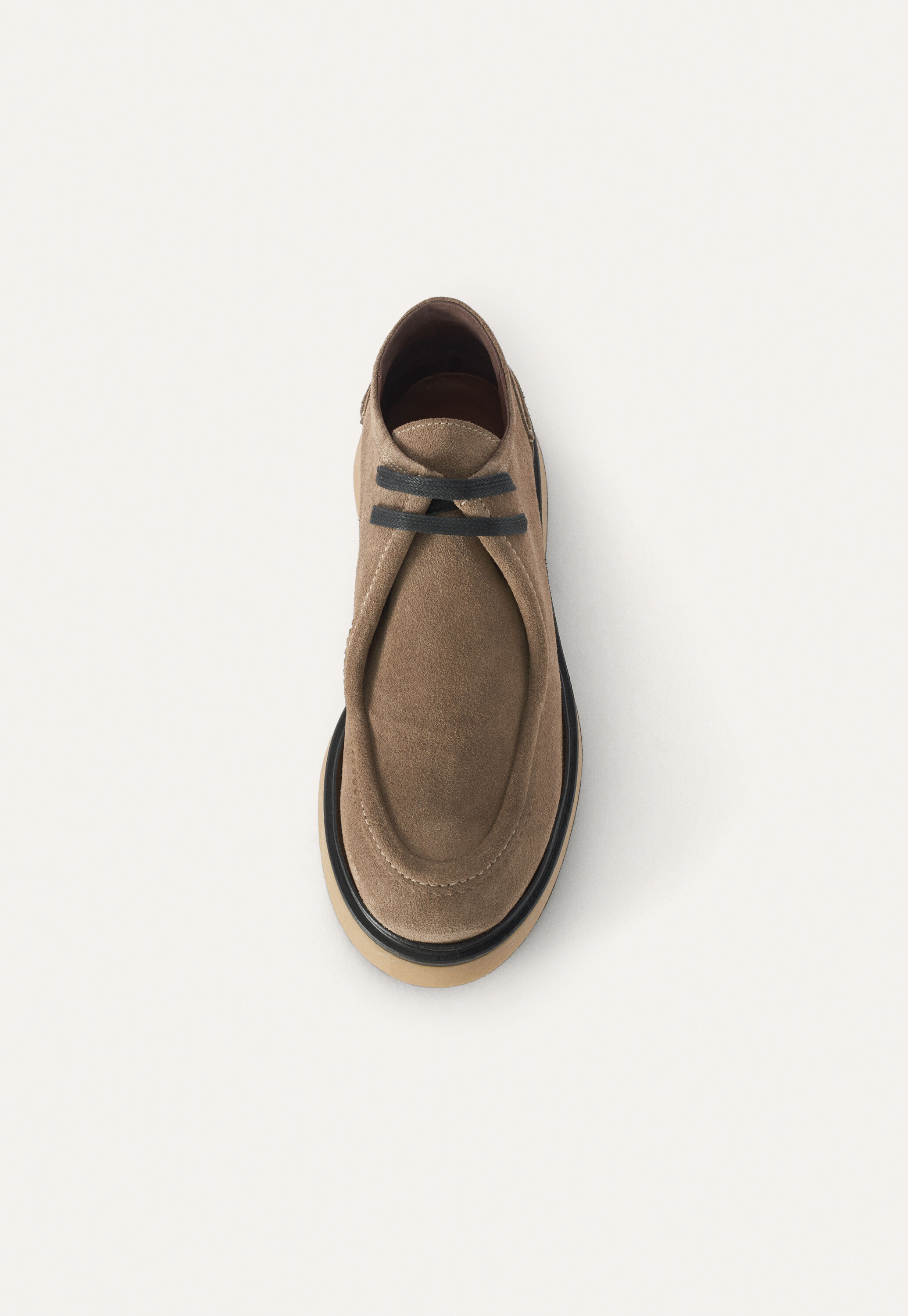 lace-up shoes