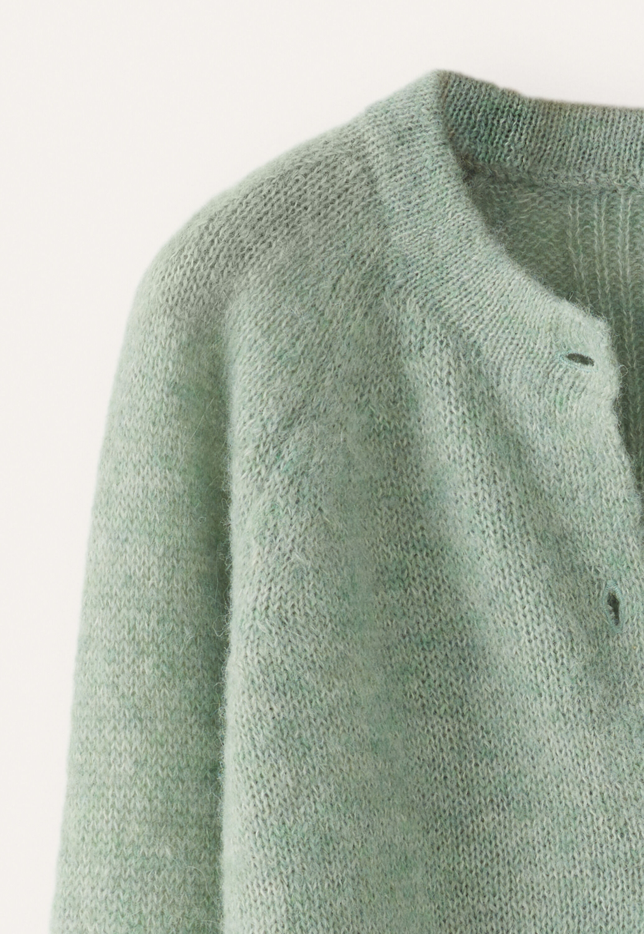Raglan-sleeve cardigan