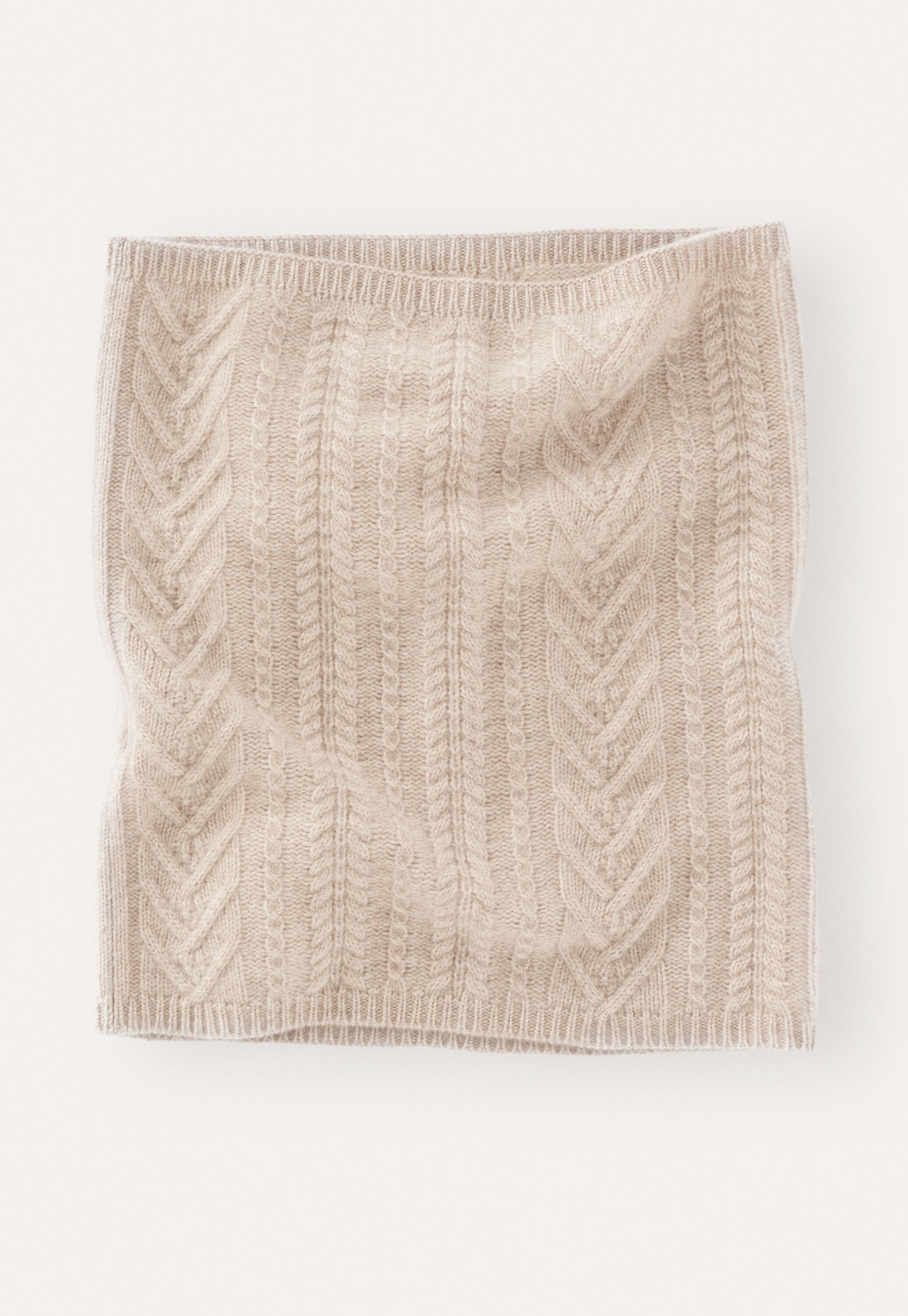 Cable snood
